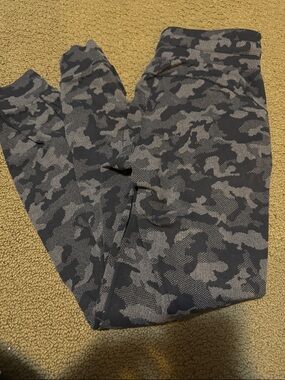 Purple Camo High-Waist Leggings